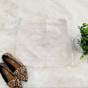 Forever 21 white cream floral lace mini skirt